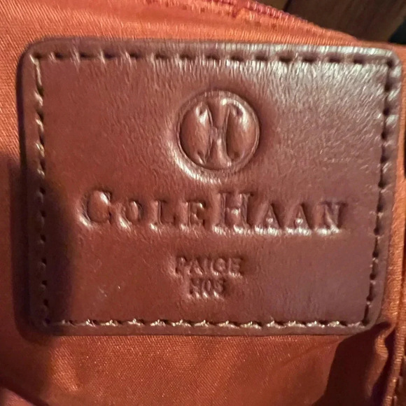 Cole Haan leather bag 🤎 - Picture 4 of 11